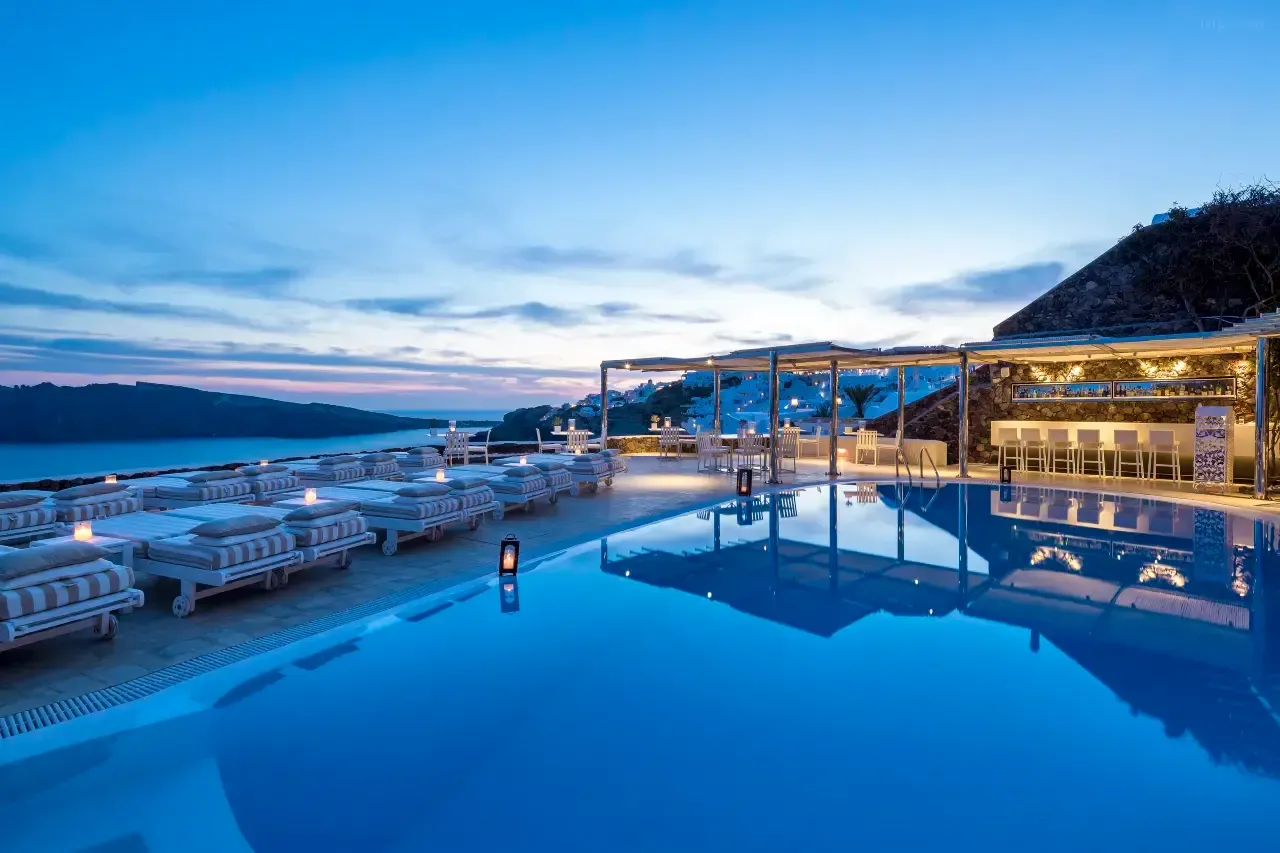 Canaves Oia Suites (Santorini, Oia)