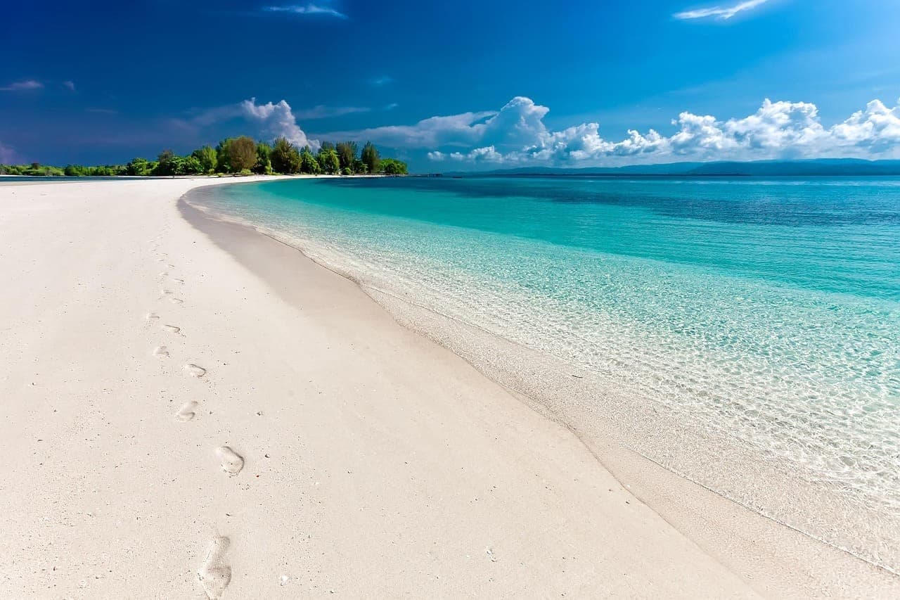Flitterwochen Indonesien