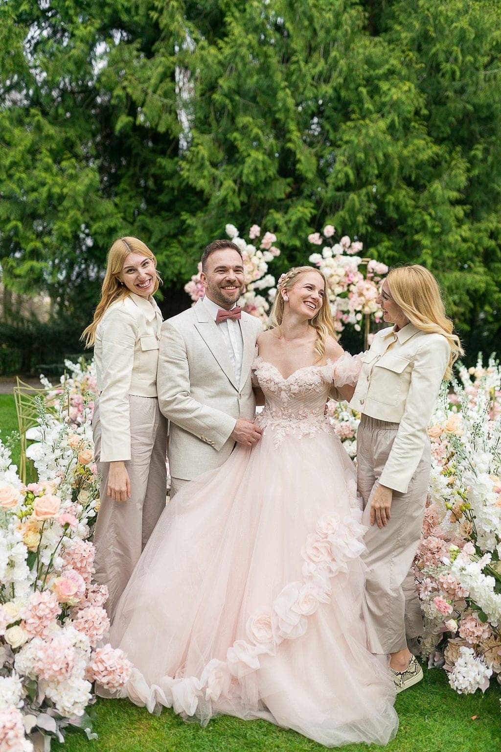 Nations of Glam - Hochzeitsplanung