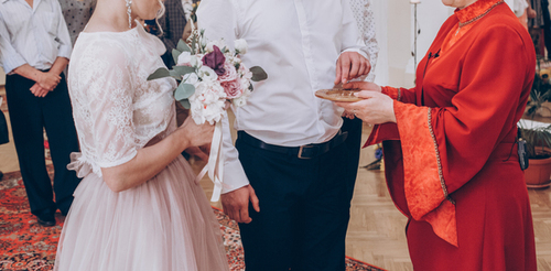 Rubinhochzeit: Der ultimative Guide für einen unvergesslichen 40. Hochzeitstag Hochzeitsjubiläen, Hochzeitsblog Rubinhochzeit: Der ultimative Guide für einen unvergesslichen 40. Hochzeitstag Hochzeitsjubiläen, Hochzeitsblog